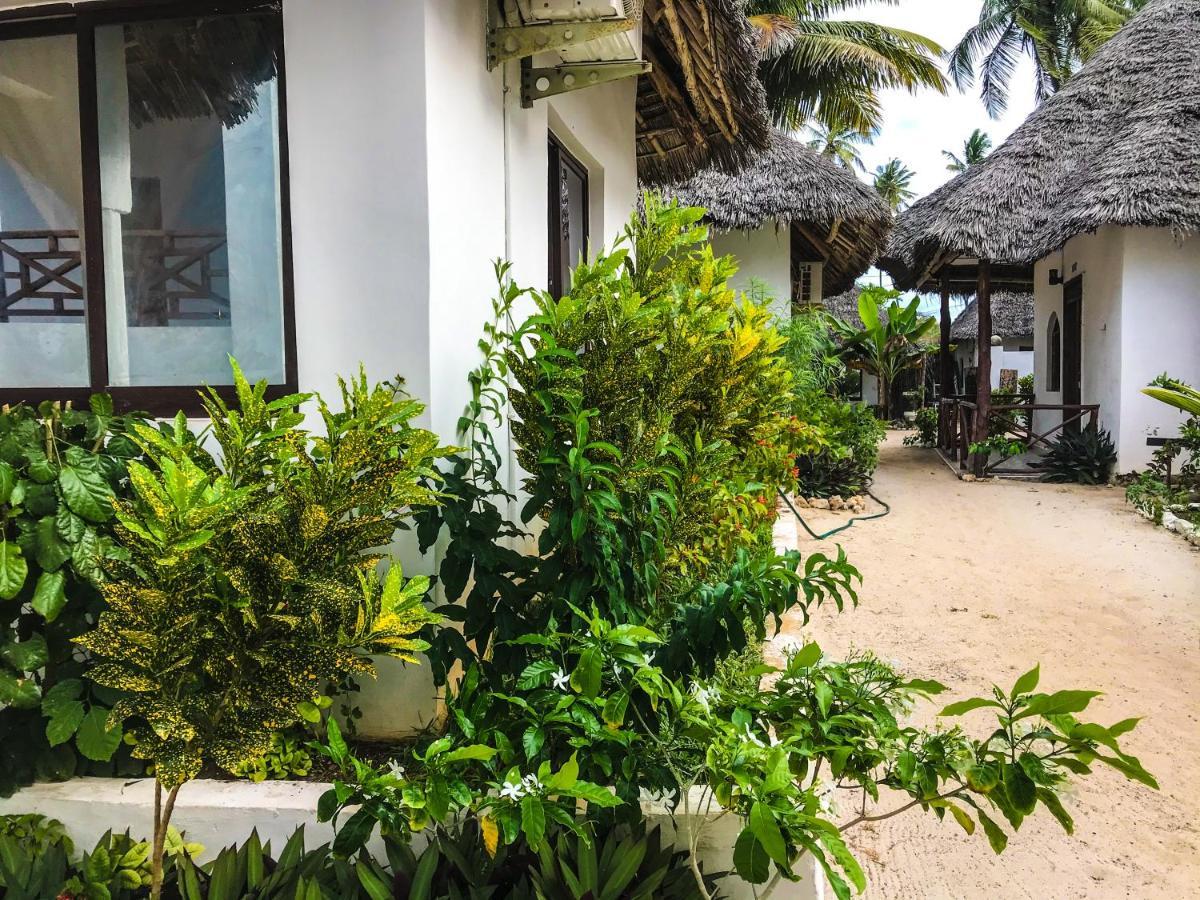 Jambiani White Sands Bungalows Exterior photo