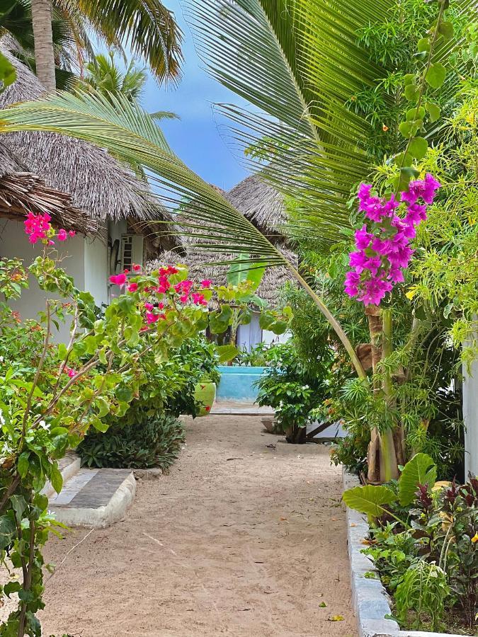 Jambiani White Sands Bungalows Exterior photo